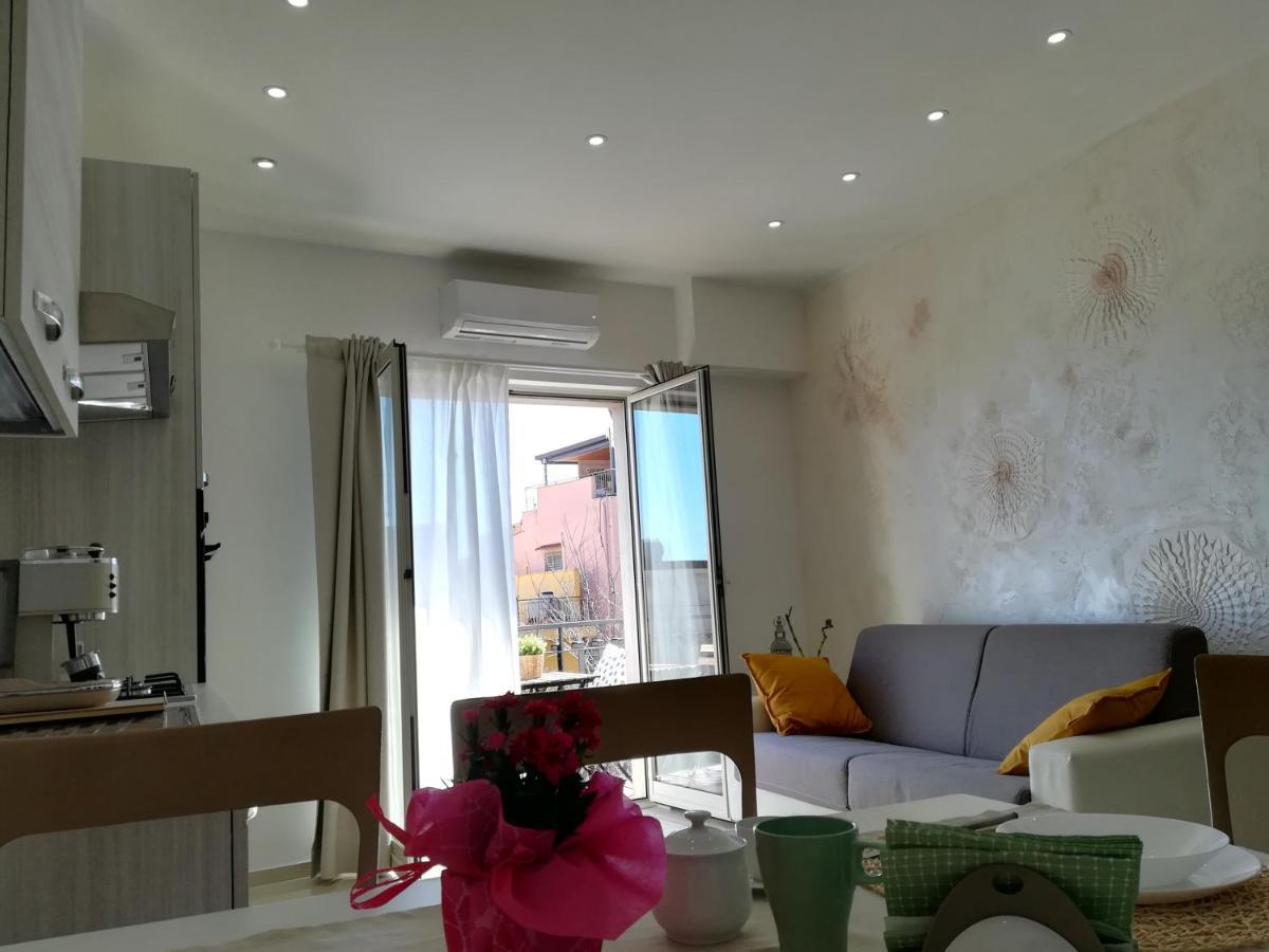 جيارديني ناكسوس Sikelia Home المظهر الخارجي الصورة